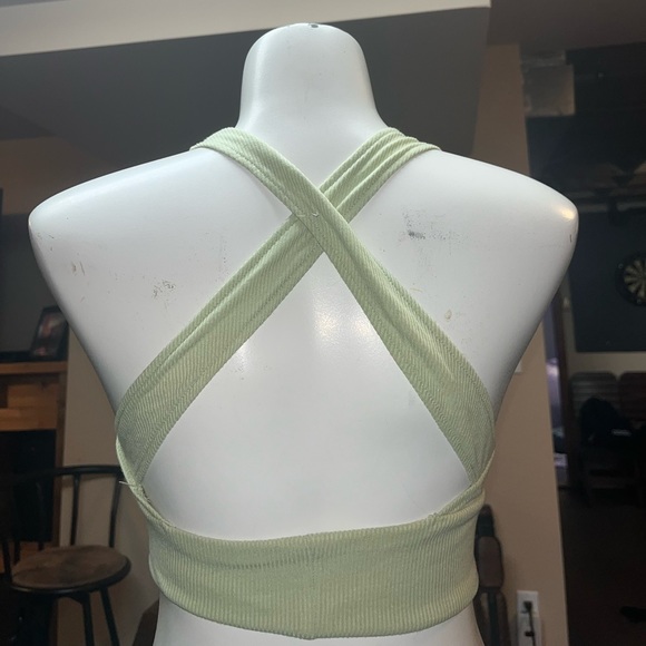 Shein Crisscross Crop - Picture 2 of 2